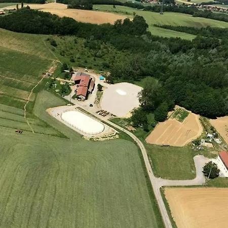 Agroturismo Gîtes Des Coquelicots Albon